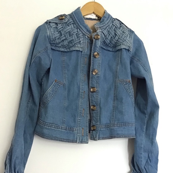 Mike & Chris light wash denim jean jacket size xs fits like a S - Picture 3 of 9